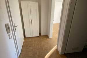 **möblierte 1 Zimmer Wohnung**Küche mit EBK**Balkon**Duschbad**Keller** – Demblerstr. 20, 81549 München – Vorschaubild 7