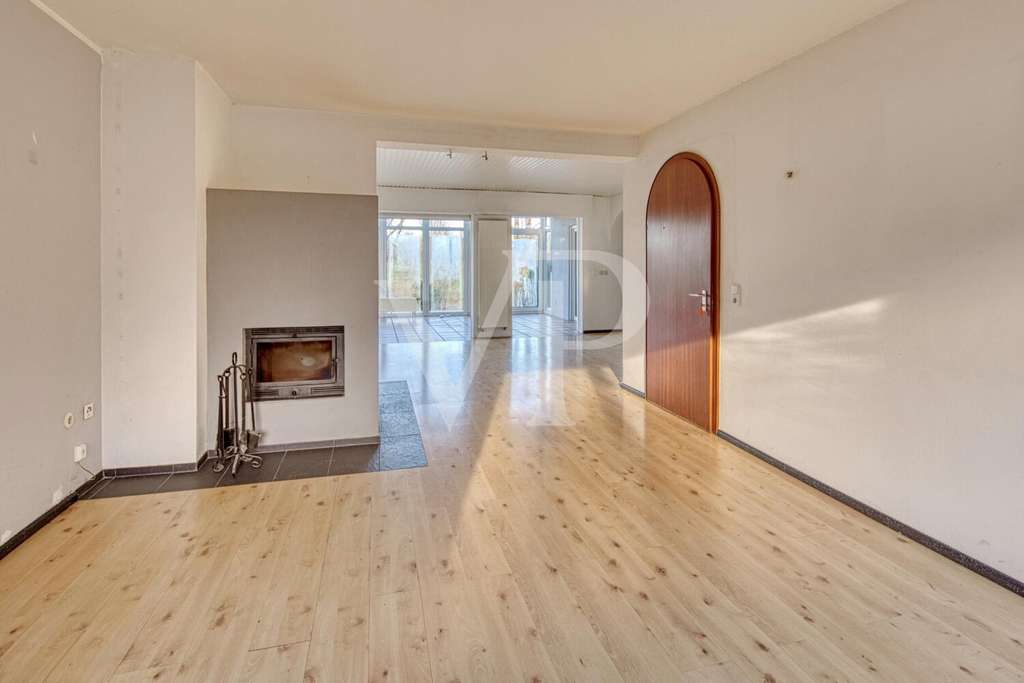 Immobilie in Nörvenich - Großzügiges Einfamilienhaus mit schönem Wintergarten - Bild 2