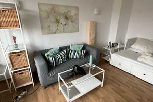 Geschmackvolle 1-Raum-Wohnung mit gehobener Innenausstattung mit Balkon und EBK in Berlin Tempelhof – Ringbahnstraße 33, 12099 Berlin – Vorschaubild 1