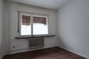 Freistehendes Einfamilienhaus mit Entwicklungspotenzial in Marienfelde – Die vollständige Adresse der Immobilie erhältst du vom Anbieter., 12277 Marienfelde, Berlin – Vorschaubild 5