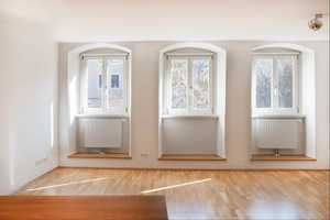 Stilvolle 2-Zimmer-Altbauwohnung in der Regensburger Altstadt – Wohnen mit Geschichte und Komfort – Regensburg – Vorschaubild 2