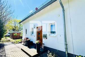 Modernes Familienglück nahe KfW 55-Standard mit Terrasse, Carport und Parkplatz – Die vollständige Adresse der Immobilie erhältst du vom Anbieter., 34127 Nord (Holland), Kassel – Vorschaubild 3