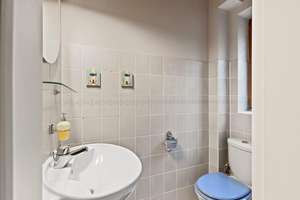 Property thumbnail 10