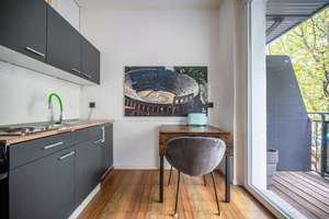 ⭐️ Modernes Studio nahe Viktoria-Luise-Plz - Helles Studio mit Süd-Blk & Aufzug in Traumhafter Lage – Die vollständige Adresse der Immobilie erhältst du vom Anbieter., 10779 Schöneberg, Berlin – Vorschaubild 3