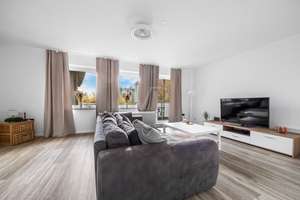 Schöne 4-Zimmer-Wohnung im 3. OG mit Balkon – großzügig & vielseitig nutzbar - ab dem 01.07. – Die vollständige Adresse der Immobilie erhältst du vom Anbieter., 26382 Innenstadt, Wilhelmshaven – Vorschaubild 5