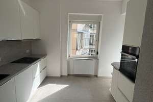 Schöne 3-Zimmer-Altbau-Wohnung mit Loggia in Stuttgart-West zum Erstbezug nach Kernsanierung – Die vollständige Adresse der Immobilie erhältst du vom Anbieter., 70197 Rotebühl, Stuttgart – Vorschaubild 7