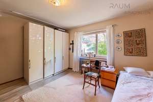 4-Zimmer-Hochparterre-Wohnung mit schöner Aussicht vom Balkon in Lörrach – Die vollständige Adresse der Immobilie erhältst du vom Anbieter., 79539 Lörrach – Vorschaubild 2