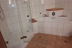 Großer Bungalow auf Traumgrundstück / Nutzung als 2 Parteienhaus möglich – Grunewaldstraße 90, 41066 Flughafen, Mönchengladbach – Vorschaubild 21
