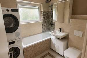 Lebendiges Wohnen im Rheingauviertel: 3-Zimmer-Wohnung mit Balkon – Lahnstraße 26, 65195 Rheingauviertel / Hollerborn, Wiesbaden – Vorschaubild 7