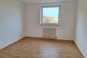 Renovierte 3-Zimmer-Wohnung mit zwei Balkonen und tollem Ausblick in Erlangen – Schallershofer Str. 46, 91056 Steinforst, Erlangen – Vorschaubild 10