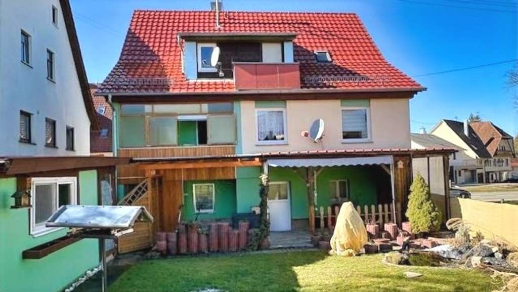 Immobilie in Fluorn-Winzeln - Gemütliches Haus mit Garten zum erschwinglichen Preis - Bild 1