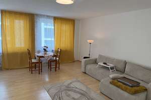 August bis Oktober befristete und schöne 2-Zimmer-Wohnung in Top Lage am Kurfürstenplatz 