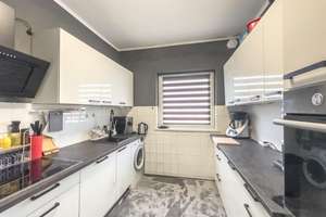 ERSTKLASSIGE 3 ZIMMER DACHGESCHOSS-WOHNUNG MIT SÜD-WEST-BALKON MIT MODERNER AUSSTATTUNG – Gartenfelder Straße 80, 13599 Haselhorst, Berlin – Vorschaubild 3