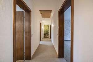 Ebenerdiges Wohnen! Walmdach-Bungalow in beliebter Lage – Die vollständige Adresse der Immobilie erhältst du vom Anbieter., 64405 Fischbachtal – Vorschaubild 10