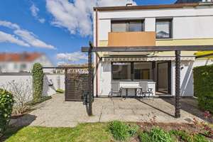 Sonnige Oase am Reihenende: Garten, Terrassen und Balkon inklusive – Die vollständige Adresse der Immobilie erhältst du vom Anbieter., 90455 Kornburg, Worzeldorf, Nürnberg – Vorschaubild 10