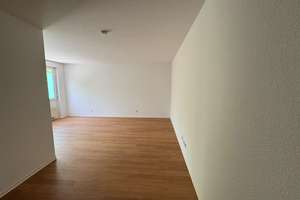 Gemütliche 3-Zimmer-Dachgeschosswohnung mit Balkon – Johannes-Hoffart-Straße 13, 68163 Neuostheim/Neuhermsheim, Mannheim – Vorschaubild 4