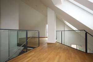 Großzügige Galeriewohnung ca. 109,5 m² Wohn- u. Nutzfl. / große Dachterrasse / Aufzug / TG – Die vollständige Adresse der Immobilie erhältst du vom Anbieter., 80992 Alt-Moosach, München – Vorschaubild 3