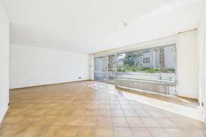 Optimale Grundrissstruktur im renovierungsbedürftigen 4-Zimmer-Wohntraum im beliebten D-Düsseltal – Die vollständige Adresse der Immobilie erhältst du vom Anbieter., 40237 Düsseltal, Düsseldorf – Vorschaubild 2