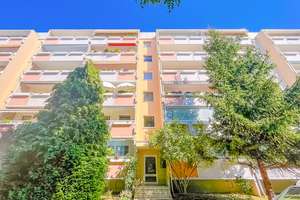 Nachgefragte 3-RW im Hochparterre* verglaster Süd-Balkon* Bad mit Wanne* Keller* grüne  Wohnlage* – Münzmeisterstraße 8, 1217 Räcknitz/Zschertnitz, Dresden – Vorschaubild 3
