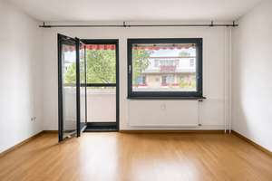 Helle 2-Zimmer-Wohnung mit Balkon und Stellplatz in Berlin-Mitte
