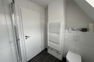 Erstbezug nach Sanierung, schöne 4-Zimmer Wohnung im OG und DG auf 2 Ebenen in Kernen-Rommelshausen – Hauptstrasse 18, 71394 Kernen im Remstal – Vorschaubild 9