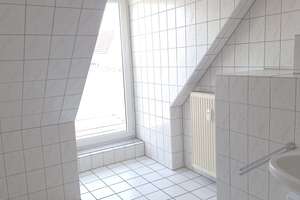 Schöne bezugsfreie Maisonettewohnung in Köln-Porz-City – Die vollständige Adresse der Immobilie erhältst du vom Anbieter., 51143 Porz (Ortsteil), Köln – Vorschaubild 18
