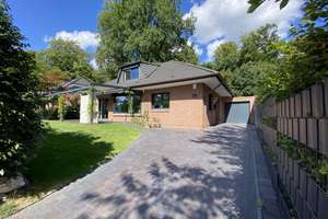 Rarität. Traumhaus für Familien am Volksdorfer Wald. Ruhig, Grün und fantastisch! – Die vollständige Adresse der Immobilie erhältst du vom Anbieter., 22359 Volksdorf, Hamburg – Vorschaubild 2
