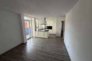 2-Zimmer-Wohnung mit luxuriöser Einbauküche & Balkon – Körnerstraße 100, 90459 Galgenhof, Nürnberg – Vorschaubild 3