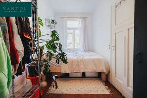Denkmalschutz: Charmante 3,5-Zimmer Altbauwohnung mit Balkon in bester Lage! – 79102 Oberau, Freiburg im Breisgau – Vorschaubild 7