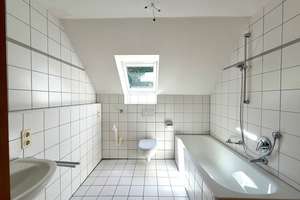 Charmante Maisonette-Wohnung in begehrter Lage von Ulm – Die vollständige Adresse der Immobilie erhältst du vom Anbieter., 89077 Weststadt, Ulm – Vorschaubild 7