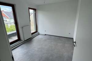 Schöne helle Wohnung in Berlin-Mitte – frisch renoviert und mit zwei Balkonen – Die vollständige Adresse der Immobilie erhältst du vom Anbieter., 10115 Mitte (Ortsteil), Berlin – Vorschaubild 9