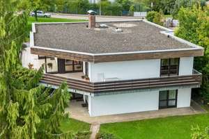Exklusives Einfamilienhaus im Bauhausstil mit einzigartigem Panoramablick über Eichstätt – Die vollständige Adresse der Immobilie erhältst du vom Anbieter., 85072 Eichstätt – Vorschaubild 3