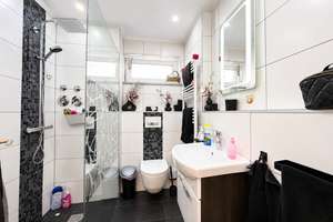 Moderne 2,5-Zimmer-Maisonettewohnung mit traumhaftem Garten in München-Feldmoching/Hasenbergl – Die vollständige Adresse der Immobilie erhältst du vom Anbieter., 80935 Lerchenau-Ost, München – Vorschaubild 8