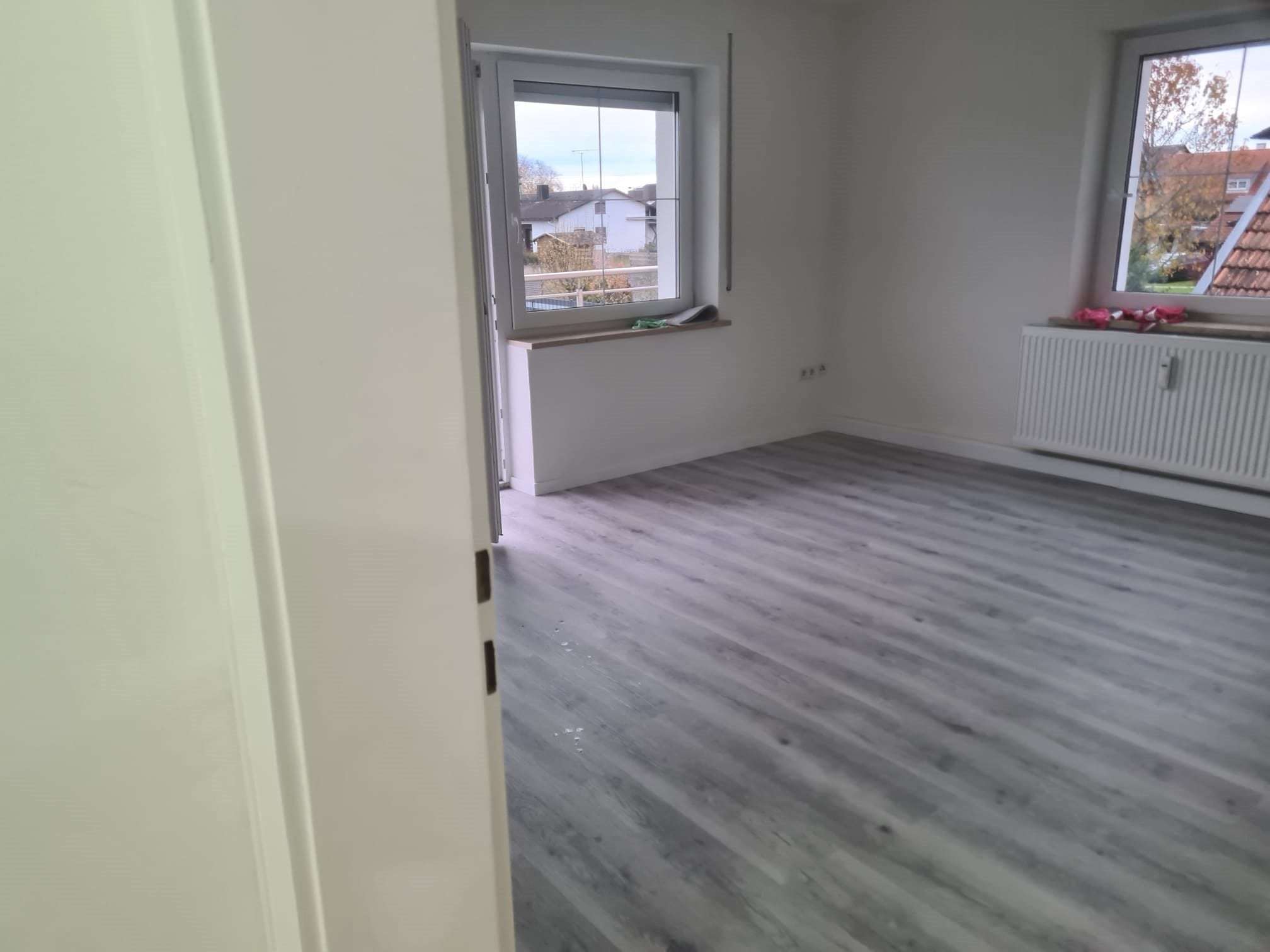 Immobilie in Hiltenfingen - 3 Familienhaus und stark renovierungsbedürftiges Einfamilienhaus - Bild 1