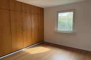 Familienfreundliches Einfamilienhaus mit 6 Zimmern in Erlangen – Lärchenweg 15, 91058 Tennenlohe, Erlangen – Vorschaubild 16