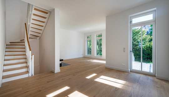 Bild von Hochwertiger Neubau mit Lift, Garage und Garten in Bestlage des Dichterviertels