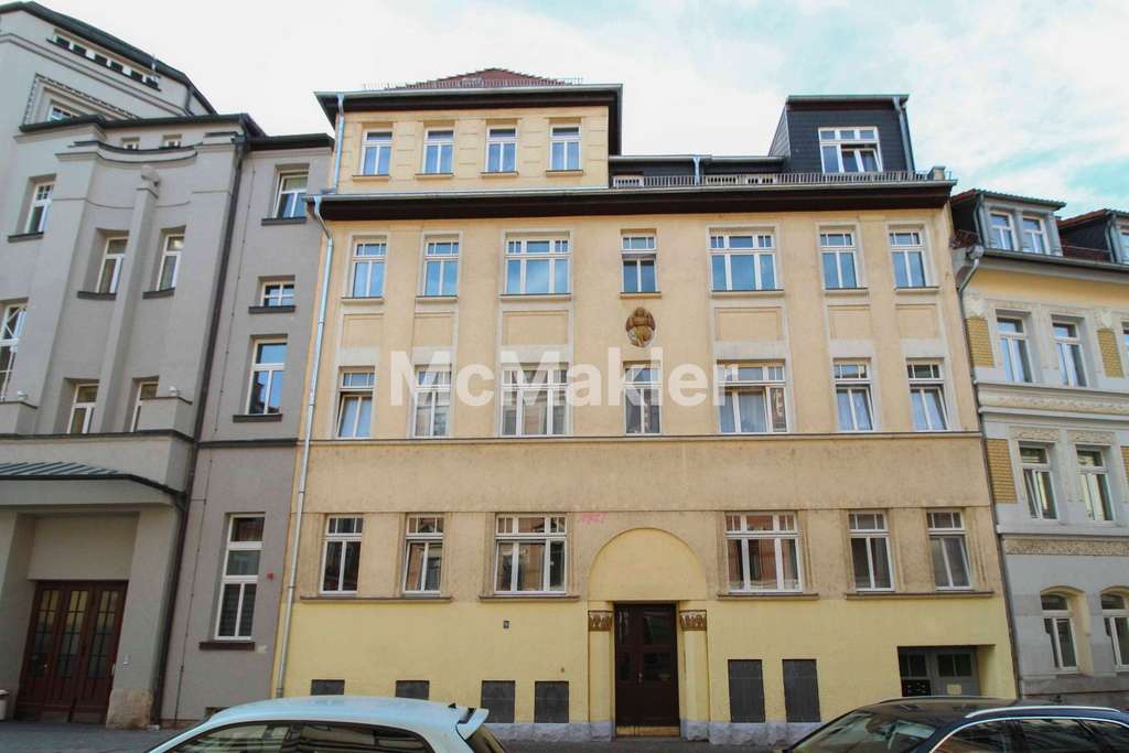 Weitgehend modernisiertes MFH mit 8 Wohnungen und Potenzial in Altlindenau