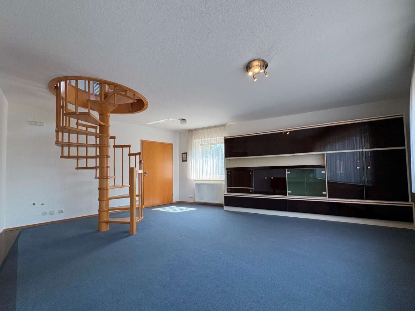 Immobilie in Rinteln - Drei Wohneinheiten in ruhiger Lage – Einziehen oder vermieten?  - Bild 5