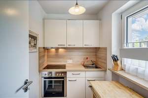 Möbliert: Möblierte 1-Zimmer-Wohnung mit schönem Balkon – Die vollständige Adresse der Immobilie erhältst du vom Anbieter., 81927 Englschalking, München – Vorschaubild 4