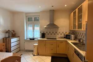 Geräumige 4,5-Zimmer-Wohnung mit Garten und Einbauküche in Gladbeck – Kirchhellener Str. 38, 45966 Gladbeck – Vorschaubild 4