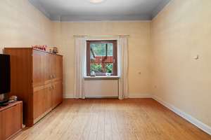 Property thumbnail 11