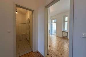 Bezugsfreie, charmante 2-Zimmer-Altbauwohnung mit Balkon, fußläufig vom Weißensee entfernt! – Berliner Allee 253, 13088 Weißensee, Berlin – Vorschaubild 13