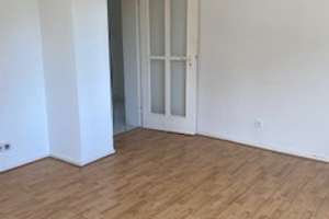 Tolle 2 Raum  Wohnung mit großer Küche & EBK im ersten Obergeschoss – Ruhrorter Straße 19, 47166 Kaßlerfeld, Duisburg – Vorschaubild 5