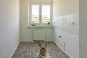 Tolle Familienwohnung mit Balkon – Carl-Bobach-Str. 22, 9120 Helbersdorf, Chemnitz – Vorschaubild 3