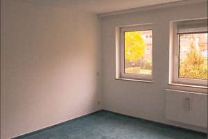 Wunderschöne 4-Zimmer-Wohnung im Grünen mit großem Balkon in Potsdam "Am Neuen Palais" – 14469 Eiche, Potsdam – Vorschaubild 4