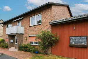 Heimwerkertraum in Wahrenholz – viel Potenzial & moderne Nahwärme – Die vollständige Adresse der Immobilie erhältst du vom Anbieter., 29399 Wahrenholz – Vorschaubild 2