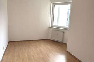Sonnige Zweizimmerwohnung mit Einbauküche – Immermannstraße 17, 39108 Stadtfeld Ost, Magdeburg – Vorschaubild 3