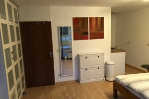 Sehr schönes helles und möbliertes 1-Zi-Apartment am Olympiapark – Pickelstraße 12, 80637 München – Vorschaubild 8