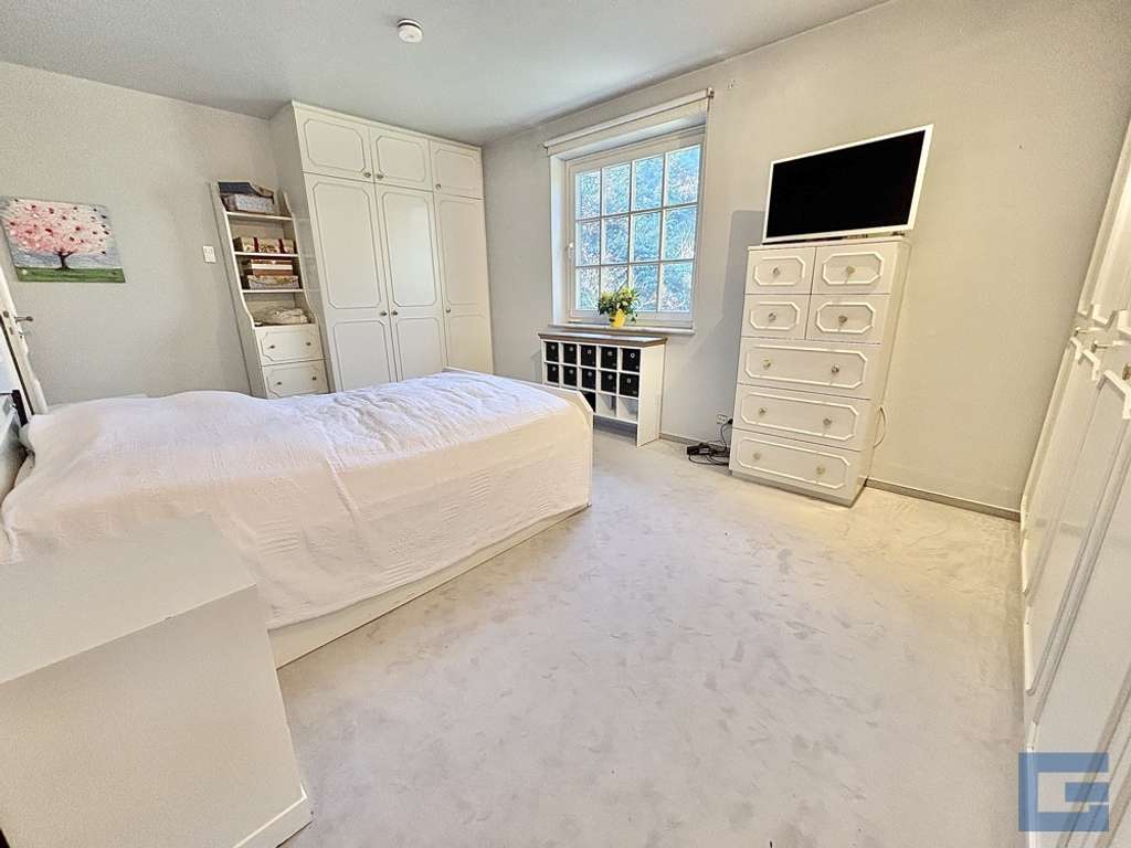 Immobilie in Quarnbek - Privatsphäre trifft Wohnqualität! Großes Familienhaus mit Vollkeller und Doppelgarage! - Suchsdorf - Bild 3