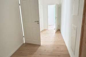 WE08_ Erstbezug nach Vollsanierung- Sonnige Wohnung mit Balkon in Plagwitz